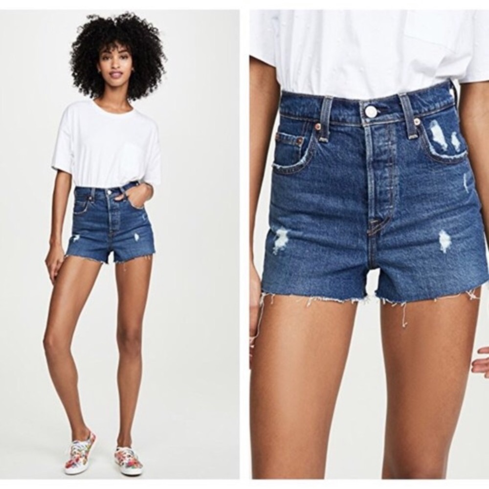 Levi’s ribcage shorts waist 23/24